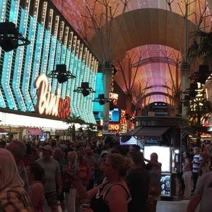 Meet your Posher, Minh